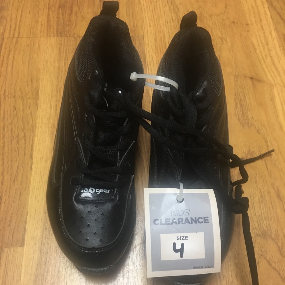 Youth baseball cleats, never worn